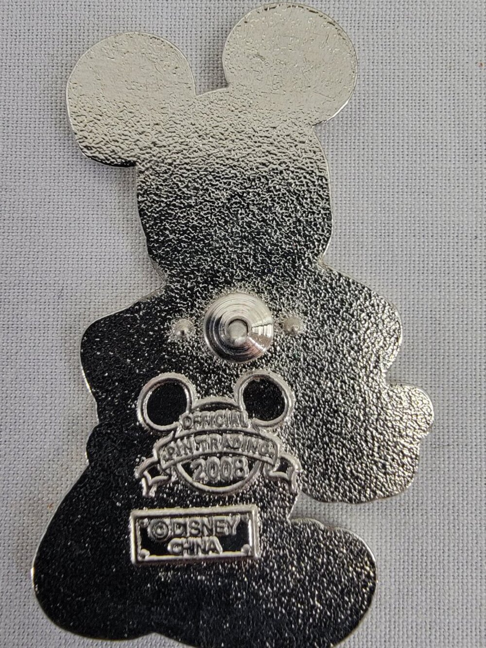 DISNEY Pin Trading ~ MM Modern Series/Booster Pin ~ Mickey Mouse ~ 2008 - Picture 4 of 7